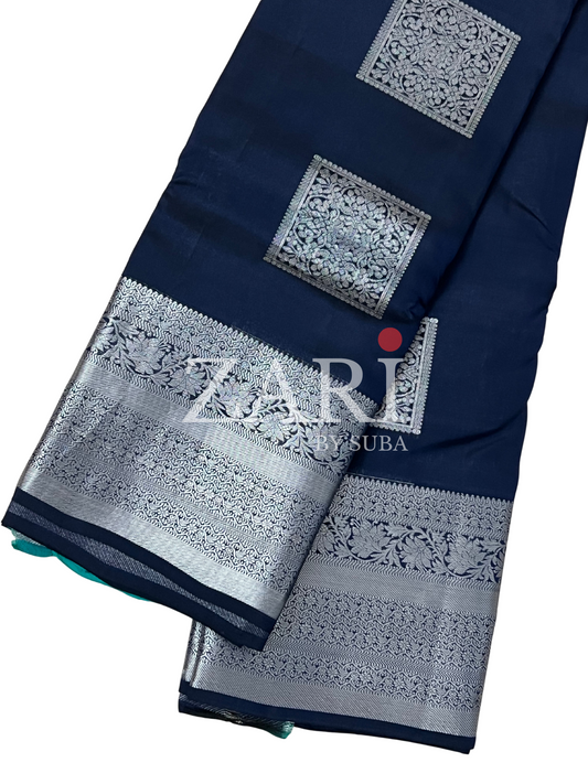 Navy Blue and Green - Pure Kanchipuram Soft Silk Saree